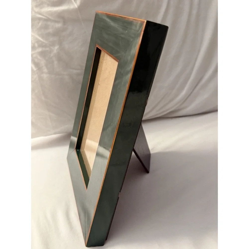 Martin Aborn Frame Green Lacquer Reeded Gold Trim Embossed Back Italy 9x7